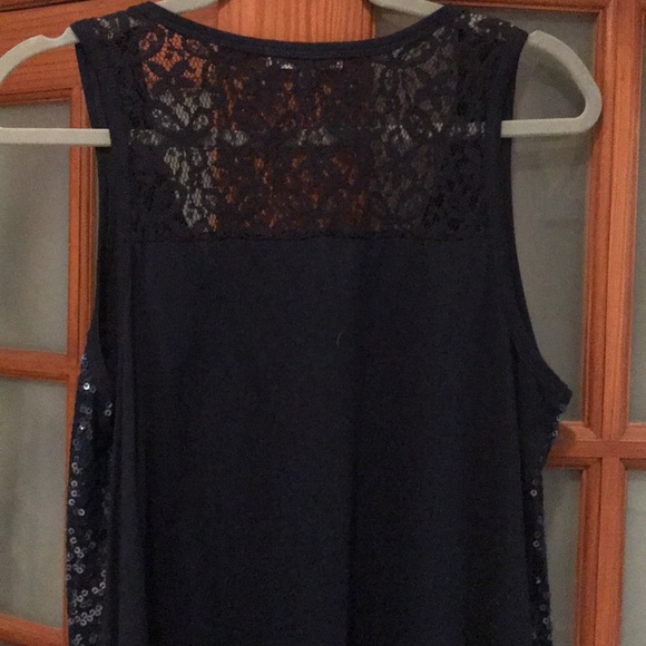 Top - Picture 4 of 4